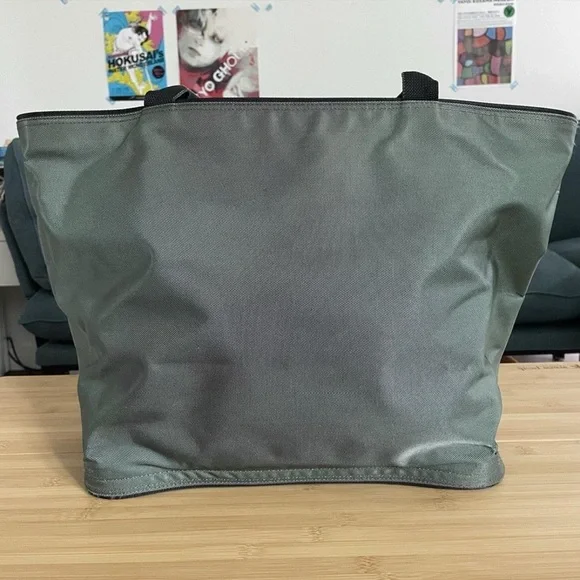 ISSEY MIYAKE Olive Green BALLISTIC NYLON Duffel Tote with Black Handles - Picture 2 of 6